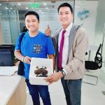 CEO delivering fresh crabs from BigByte Aquaventures to One West Bank