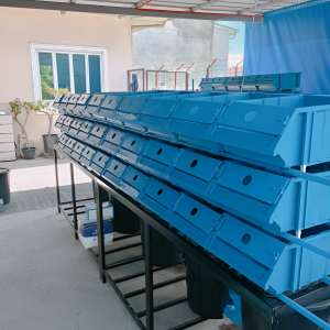 Vertical Crab Farm Setup